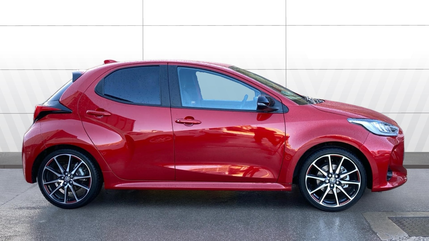 Used Toyota Yaris 2025 for sale - 76958409: Photo 5