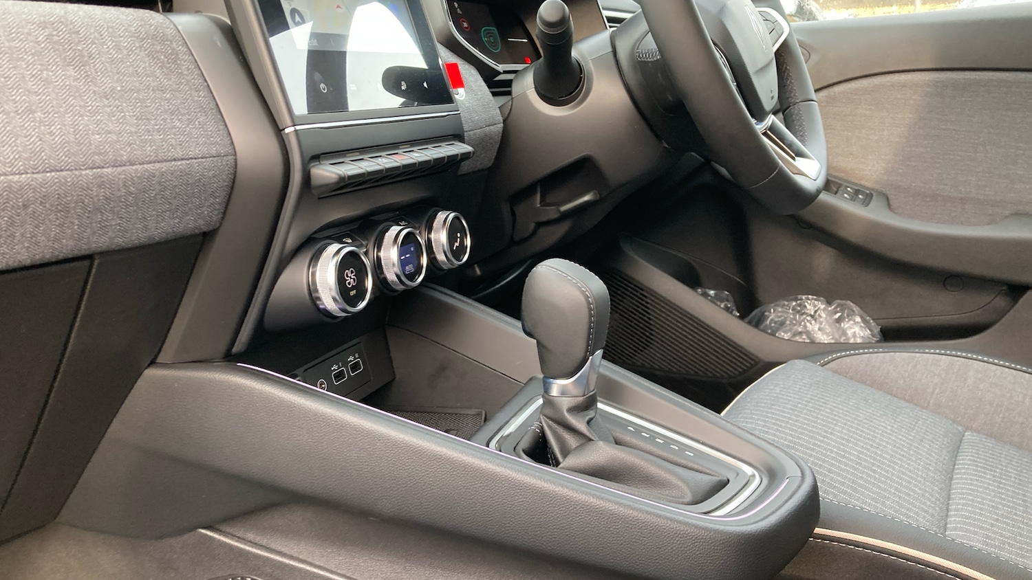 Used Renault Clio 2025 for sale - 77198797: Photo 13