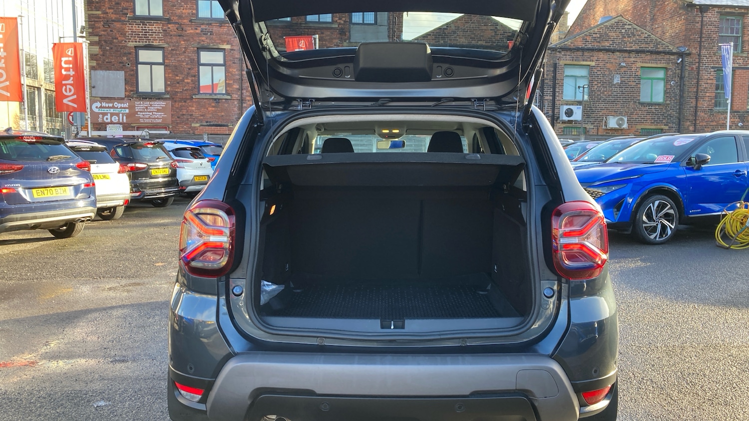 Used Dacia Duster 2023 for sale - 77283669: Photo 4