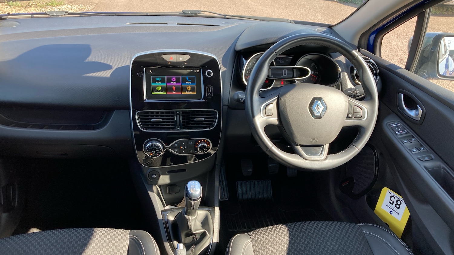 Used Renault Clio 2019 for sale - 76207699: Photo 10
