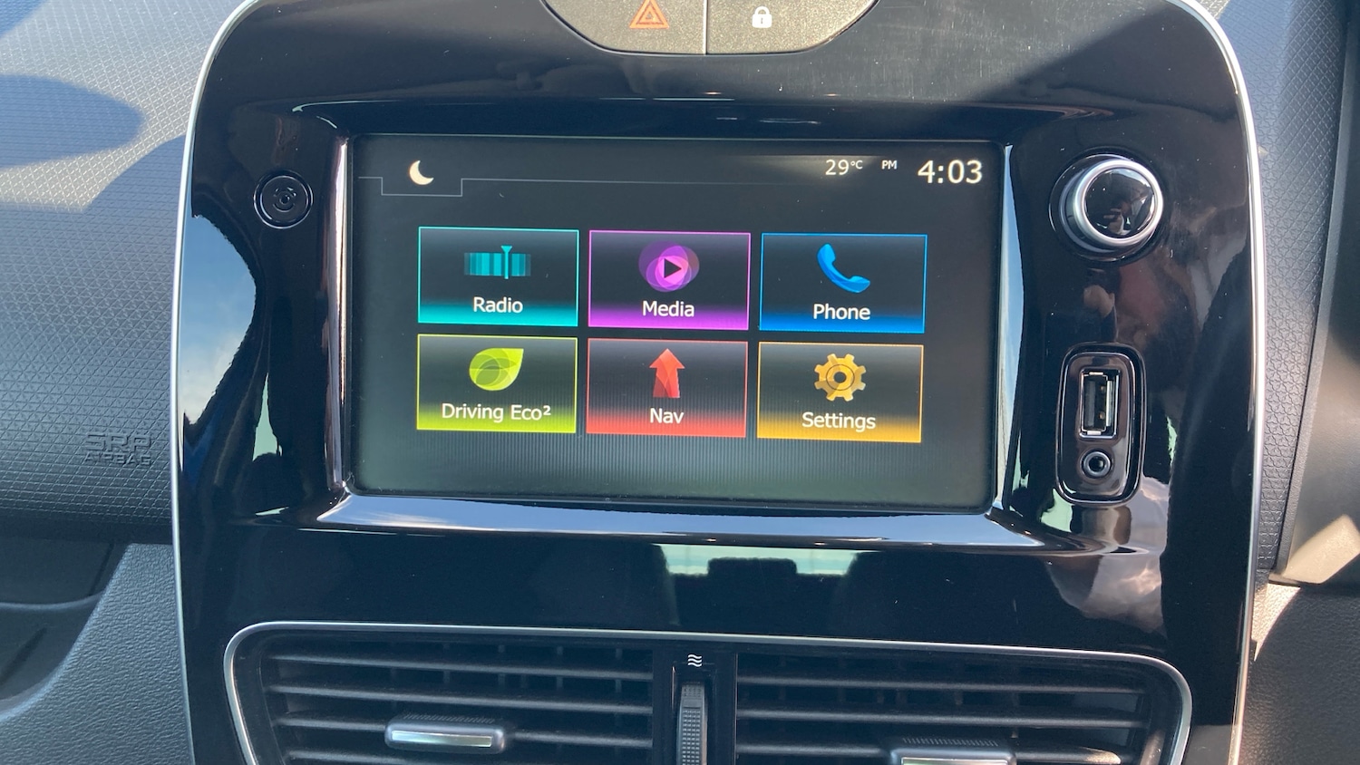 Used Renault Clio 2019 for sale - 76207699: Photo 12