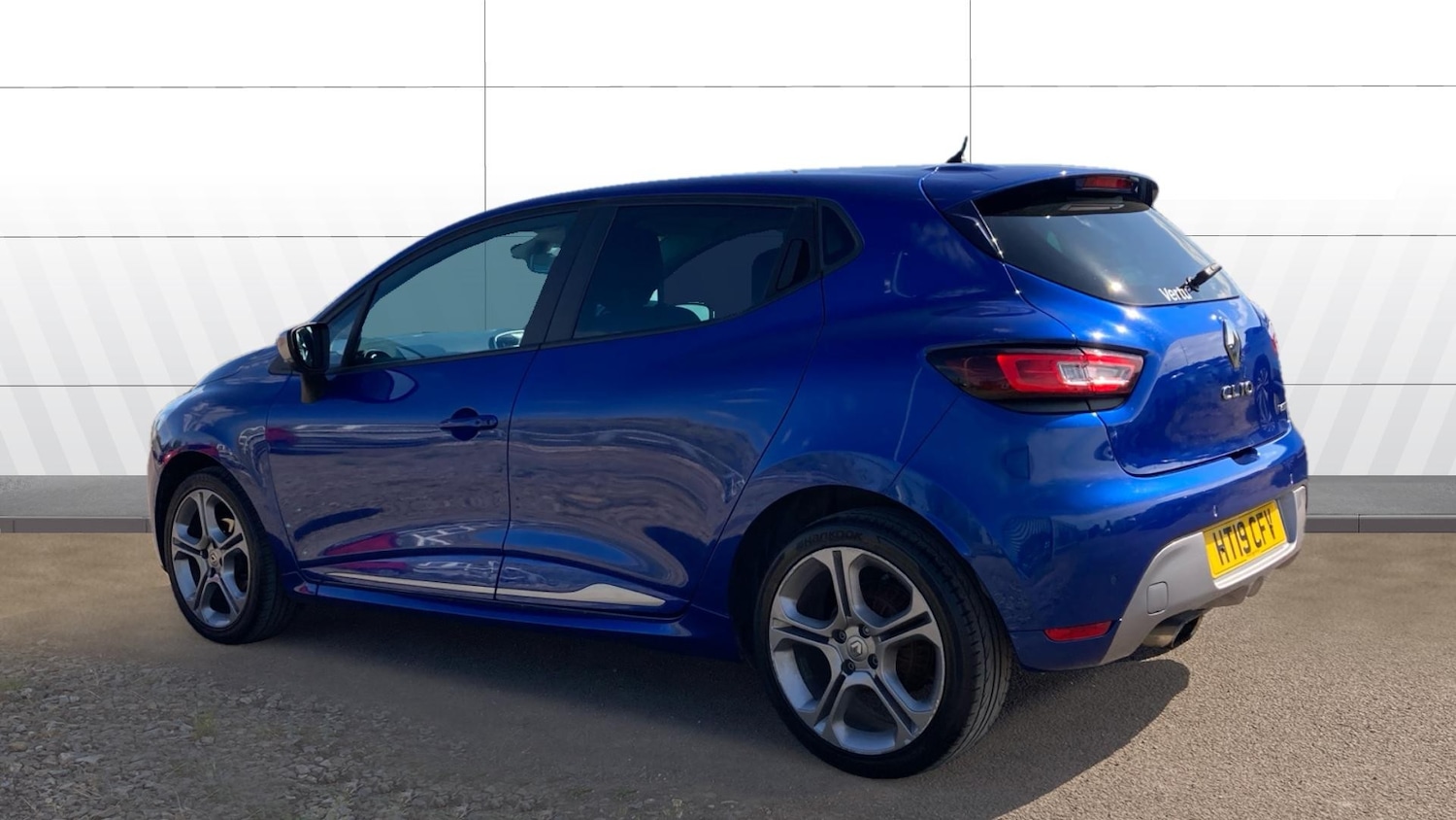 Used Renault Clio 2019 for sale - 76207699: Photo 2