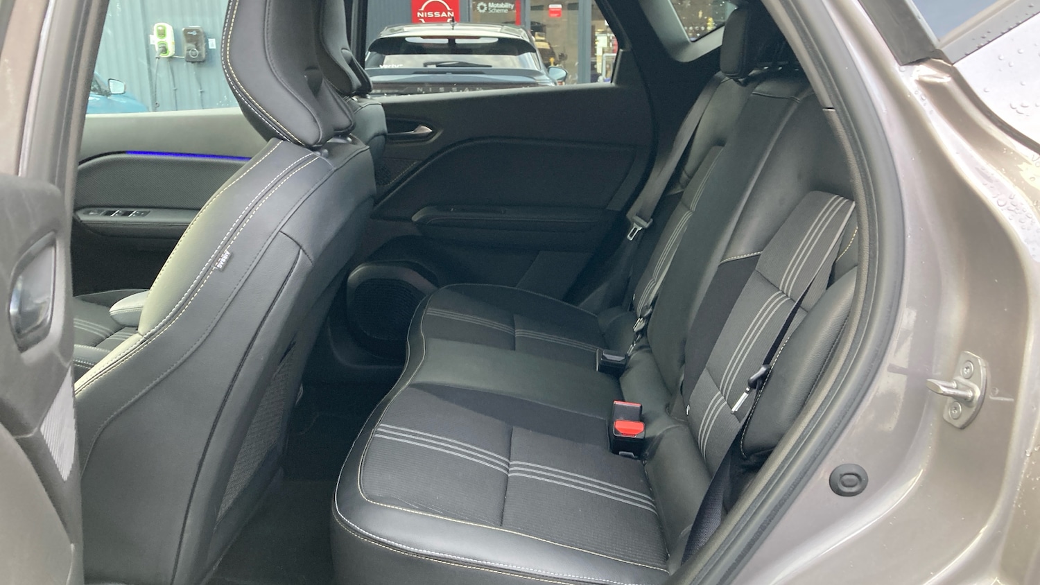 Used Renault Captur 2023 for sale - 77105174: Photo 16