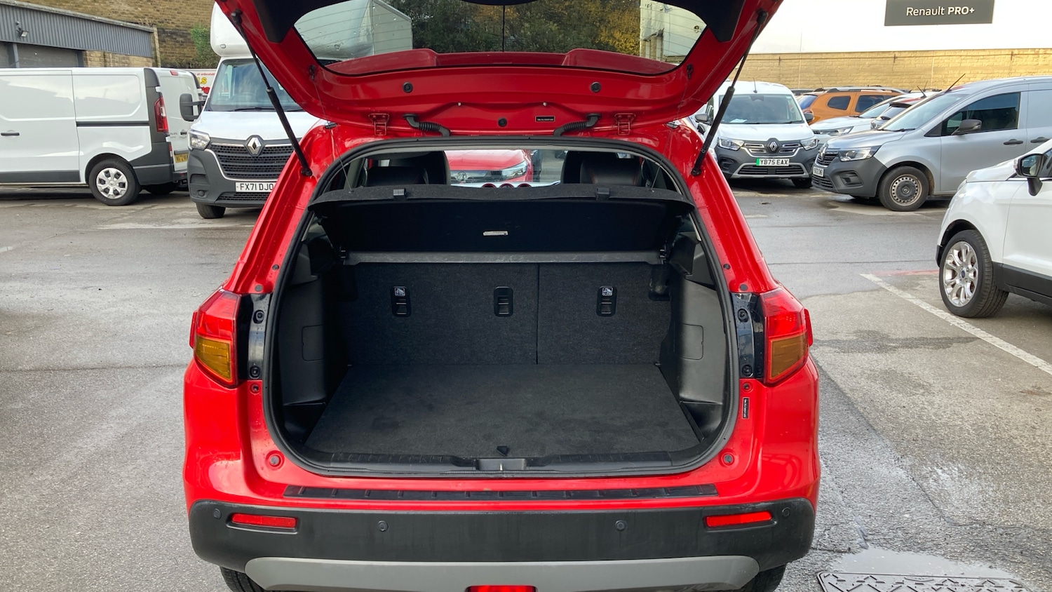 Used Suzuki Vitara 2018 for sale - 77003246: Photo 4