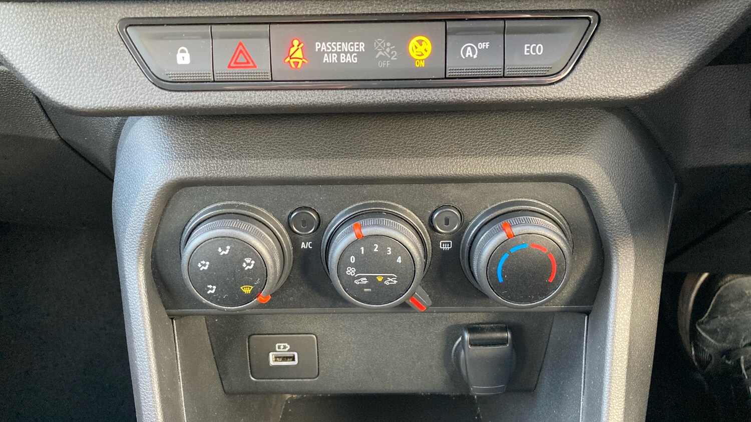 Used Dacia Sandero 2022 for sale - 77720943: Photo 22