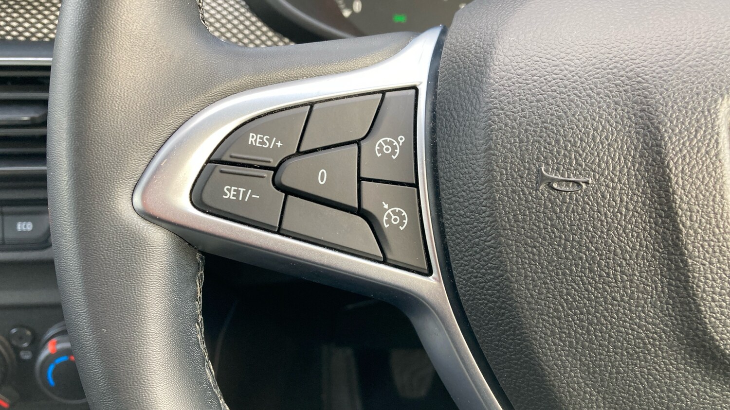 Used Dacia Sandero 2022 for sale - 77720943: Photo 24