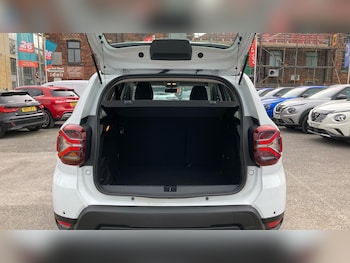 Used Dacia Duster 2022 for sale - 77803052: Photo