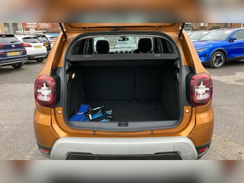 Used Dacia Duster 2018 for sale - 77423247: Photo