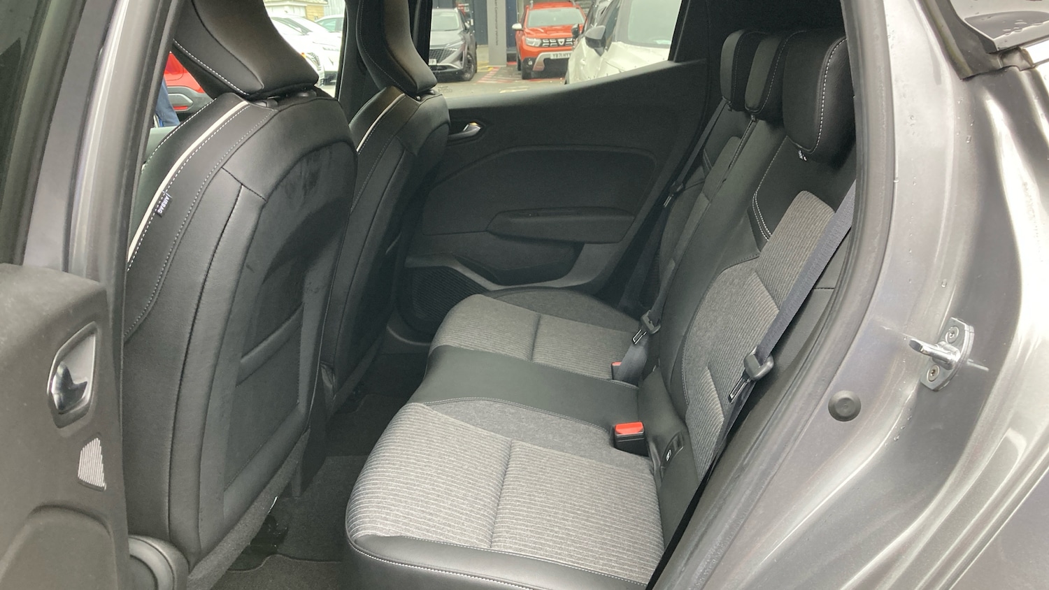 Used Renault Clio 2022 for sale - 76821469: Photo 16