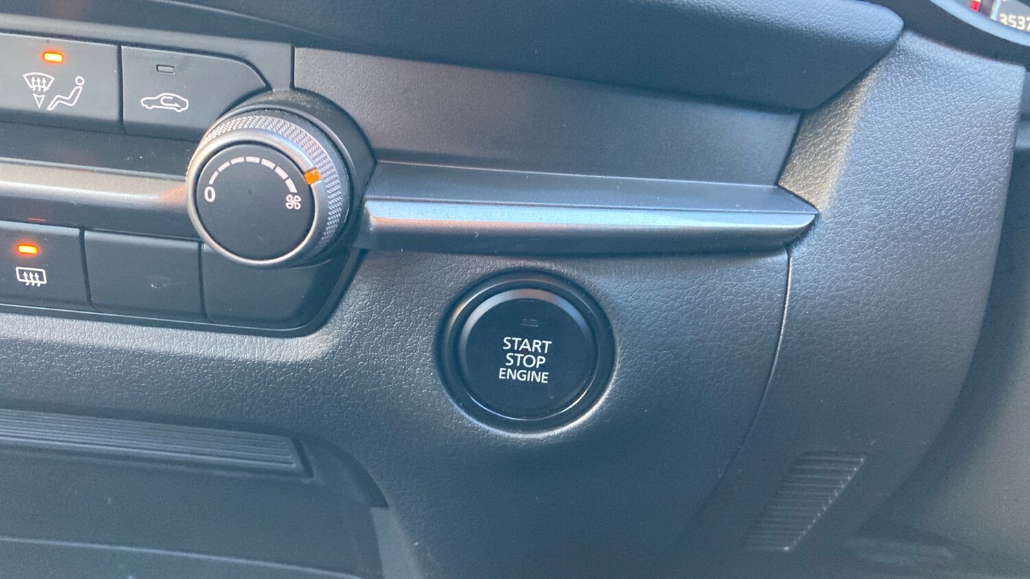 Used Mazda CX-30 2023 for sale - 76452622: Photo 23