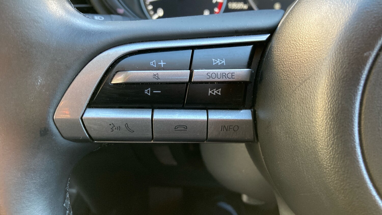 Used Mazda CX-30 2023 for sale - 76452622: Photo 24