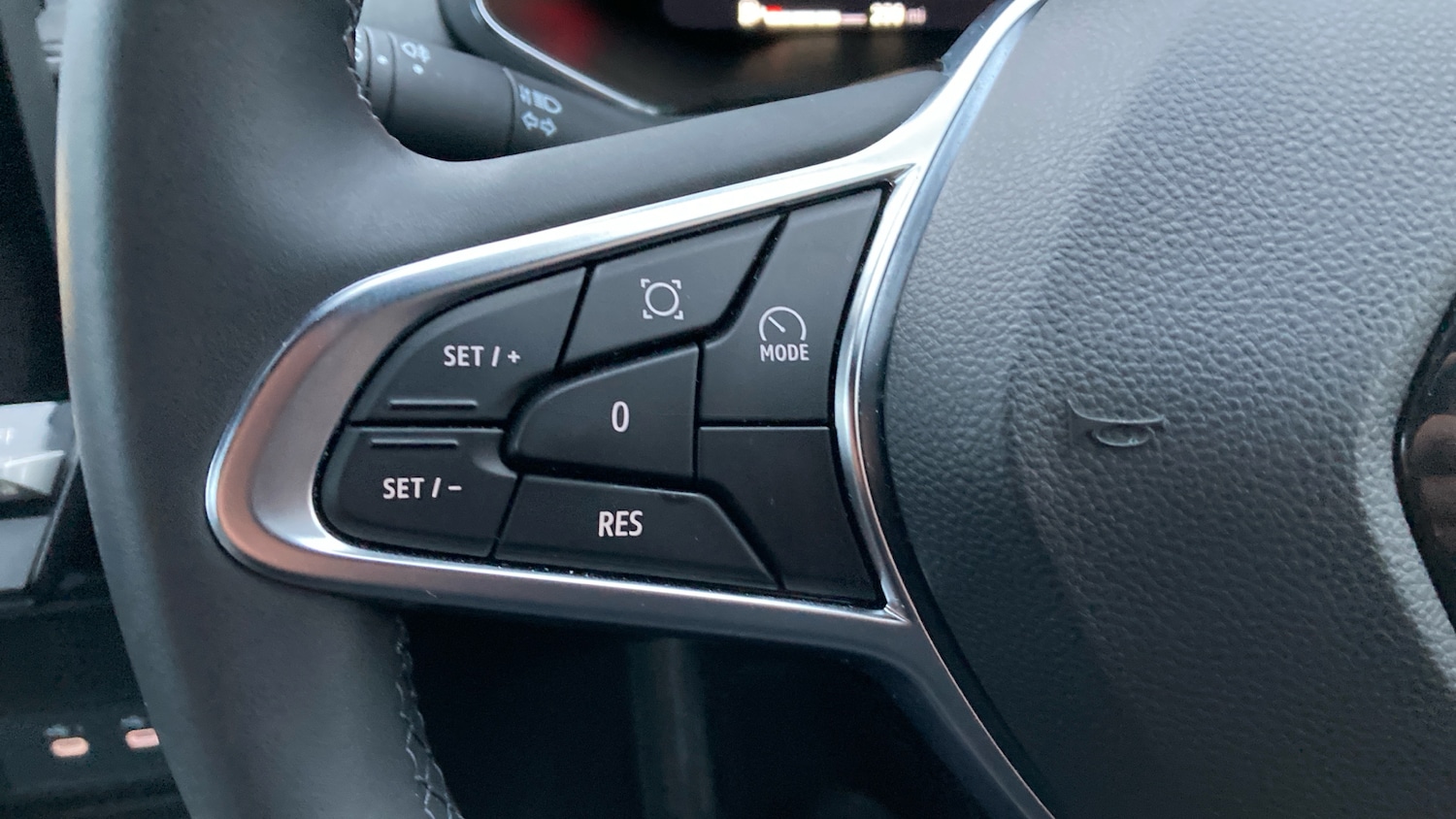 Used Renault Captur 2024 for sale - 76699180: Photo 22