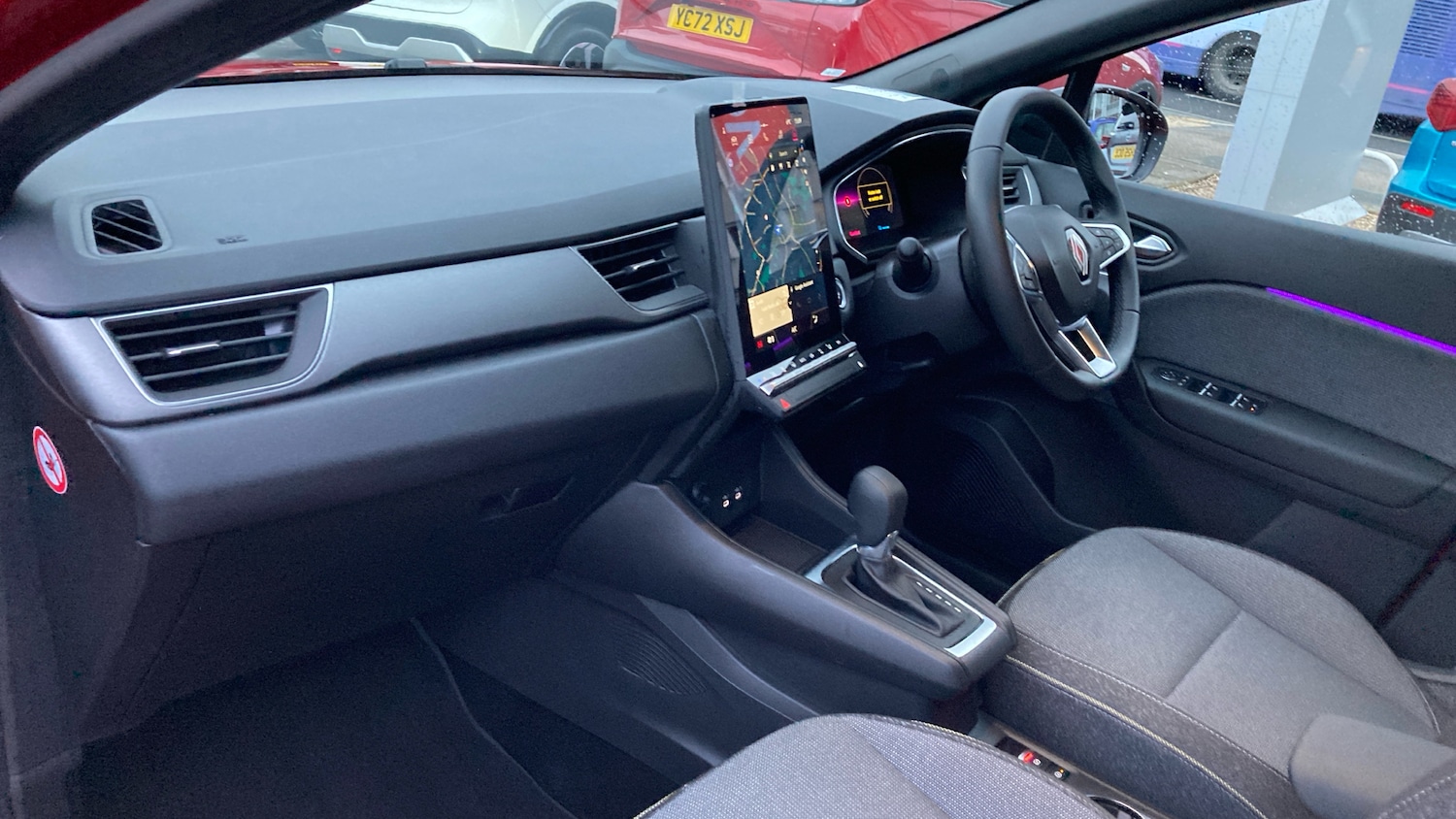 Used Renault Captur 2024 for sale - 76699180: Photo 9