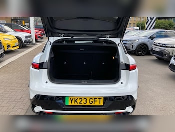 Used Renault Megane E Tech 2023 for sale - 79528242: Photo