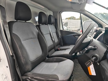 Used Vauxhall Vivaro 2018 for sale - 75923686: Photo