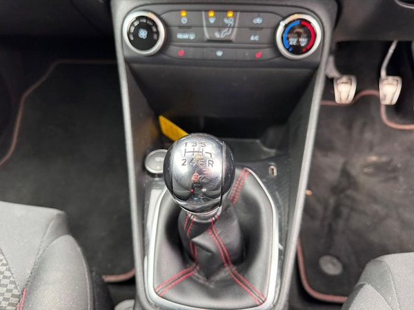 Used Ford Fiesta Van 2019 for sale - 76172991: Photo 15