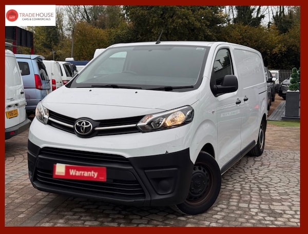 Used Toyota ProAce 2023 for sale - 76256542: Photo 1