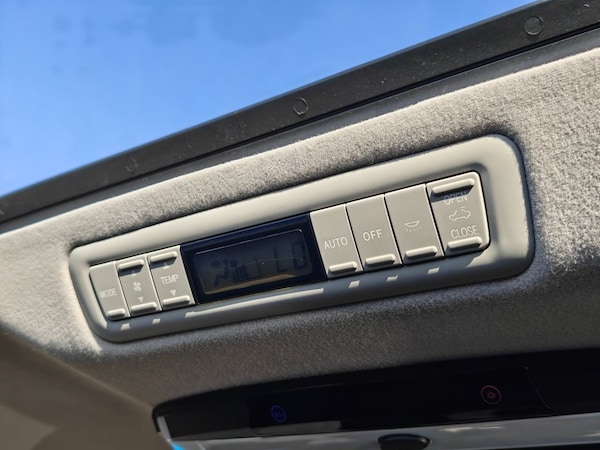 Used Toyota Alphard 2007 for sale - 75770581: Photo 29