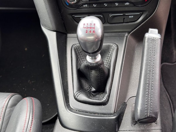 Used Ford Focus 2013 for sale - 76210321: Photo 19