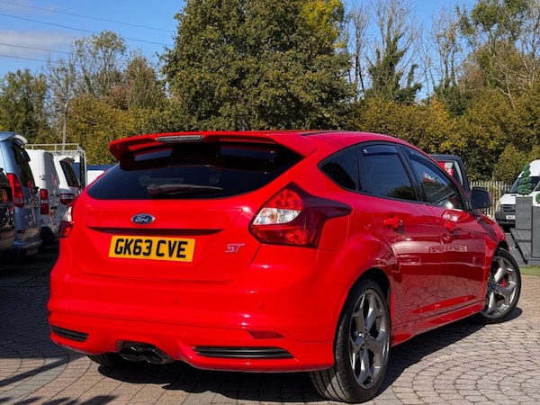 Used Ford Focus 2013 for sale - 76210321: Photo 5