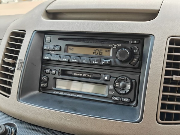 Used Nissan Serena 2003 for sale - 75770572: Photo 19