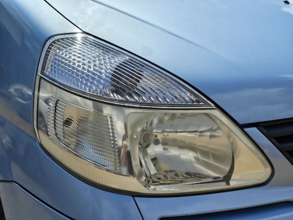 Used Nissan Serena 2003 for sale - 75770572: Photo 30