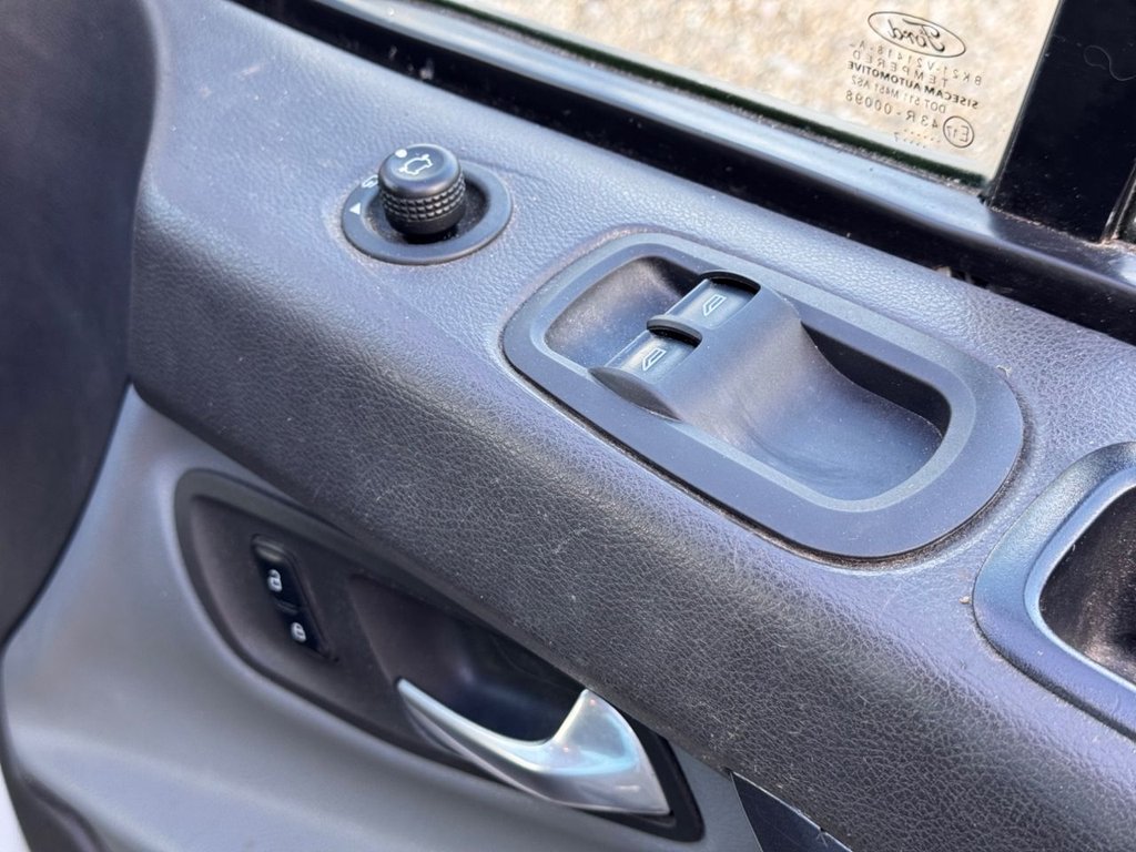 Used Ford Transit Custom 2017 for sale - 76345646: Photo 18