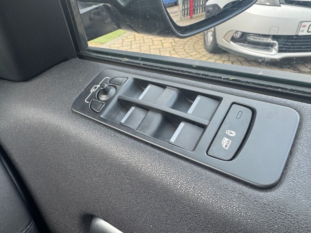 Used Land Rover Discovery Sport 2016 for sale - 76172979: Photo 29