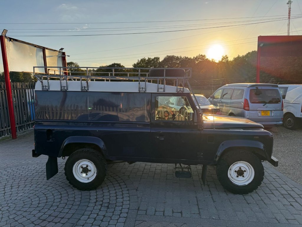 Used Land Rover Defender 2004 for sale - 76118861: Photo 19