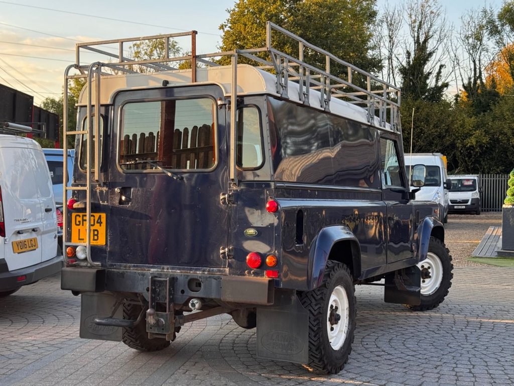 Used Land Rover Defender 2004 for sale - 76118861: Photo 3