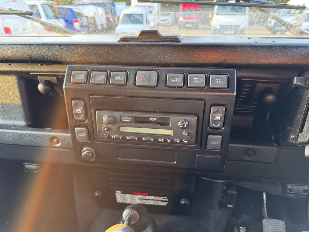 Used Land Rover Defender 2004 for sale - 76118861: Photo 5