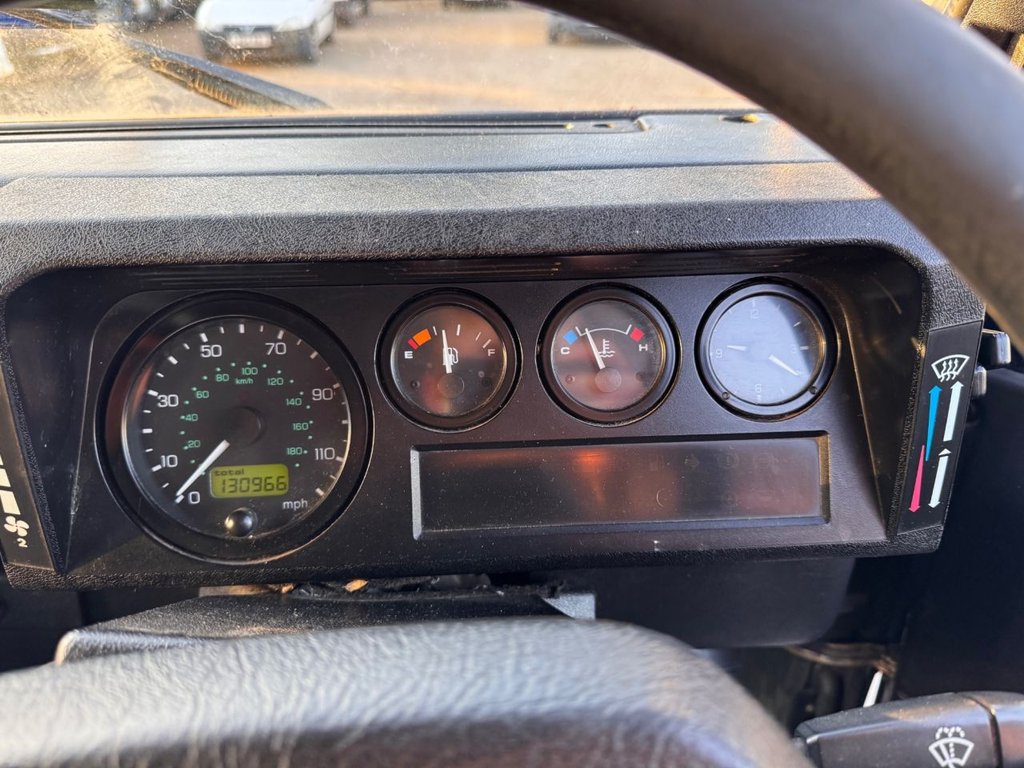 Used Land Rover Defender 2004 for sale - 76118861: Photo 8