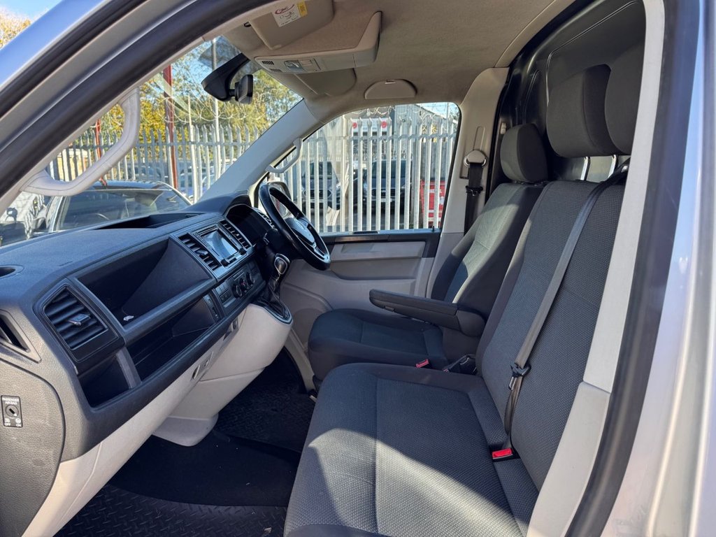 Used Volkswagen Transporter 2017 for sale - 76368239: Photo 7