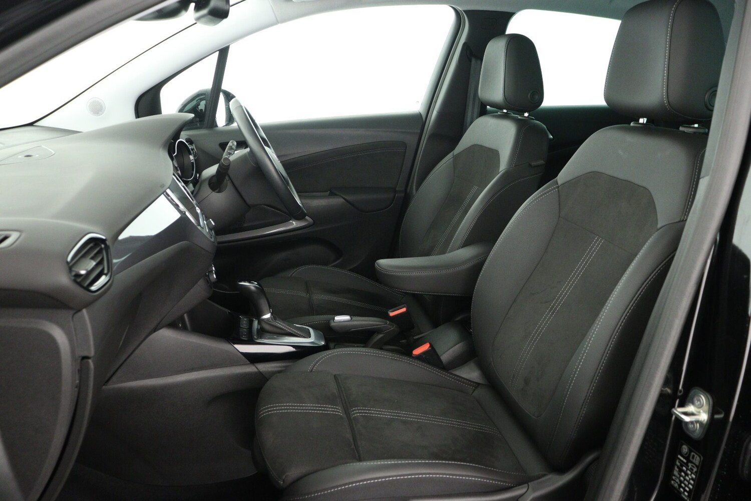 Used Vauxhall Crossland 2024 for sale - 76297640: Photo 11