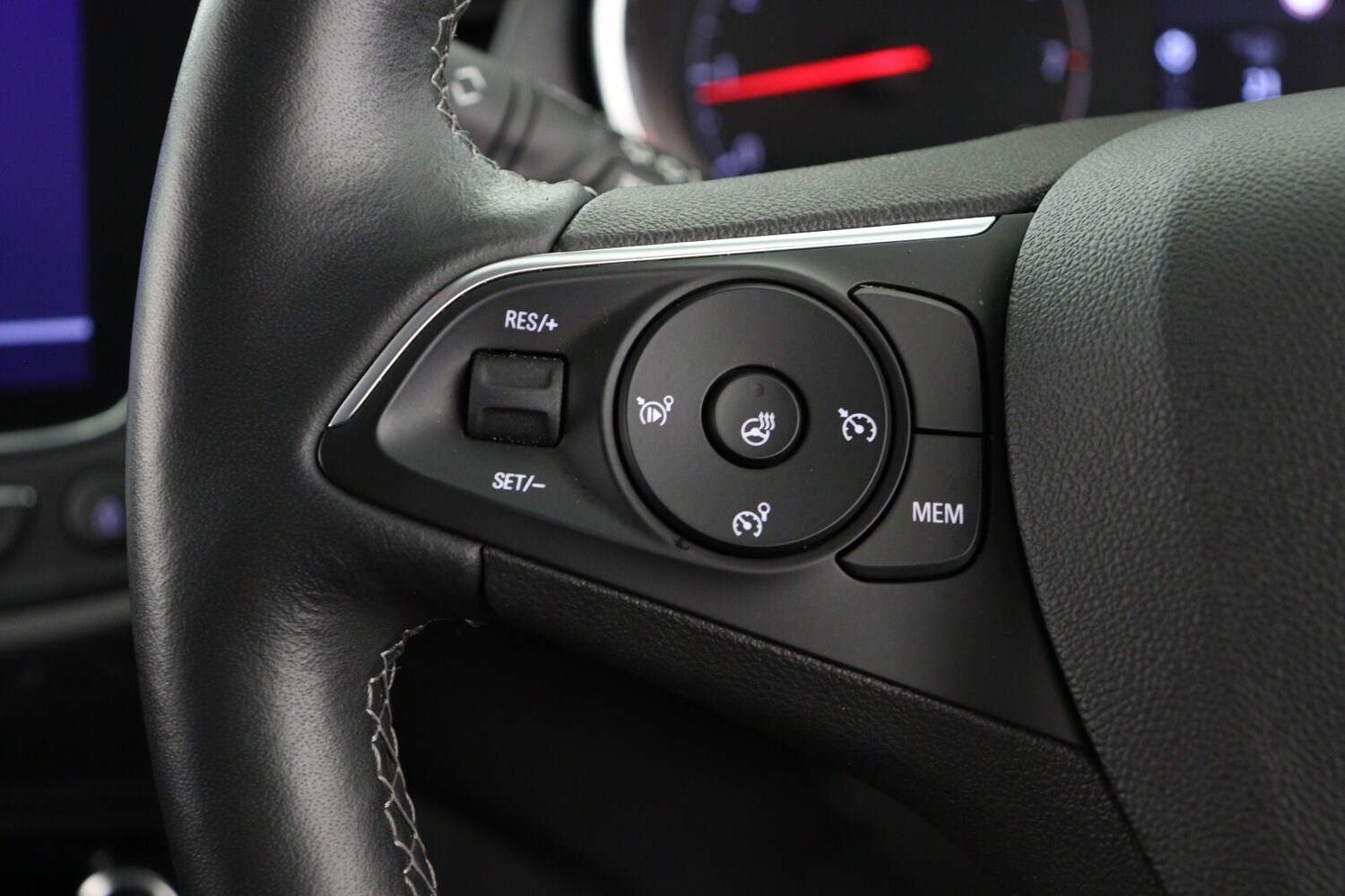 Used Vauxhall Crossland 2024 for sale - 76297640: Photo 24