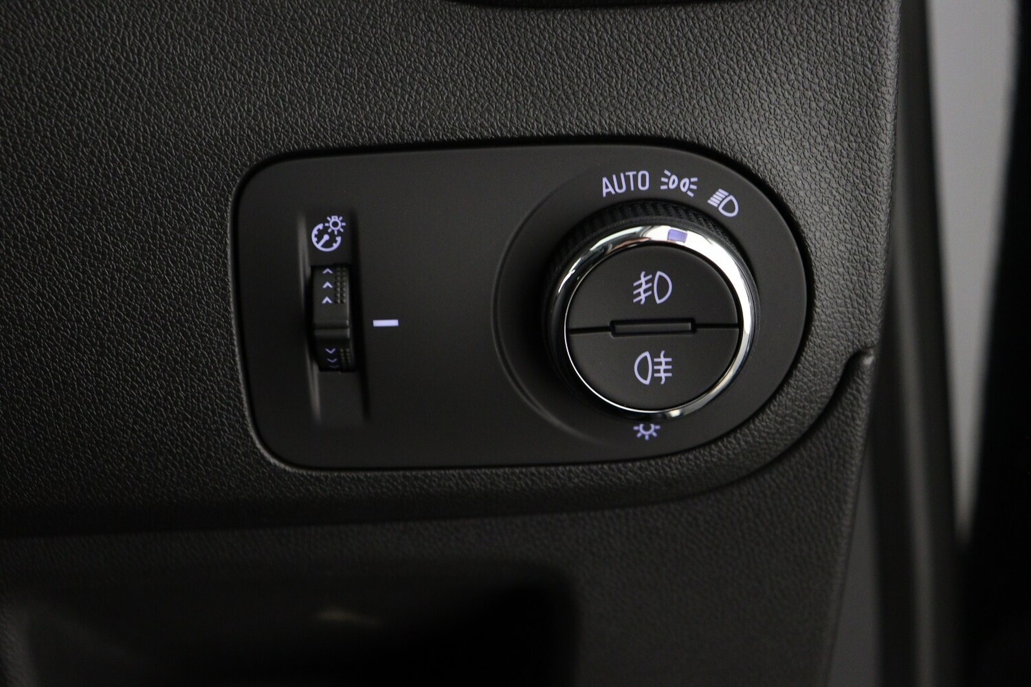 Used Vauxhall Crossland 2024 for sale - 76297640: Photo 26