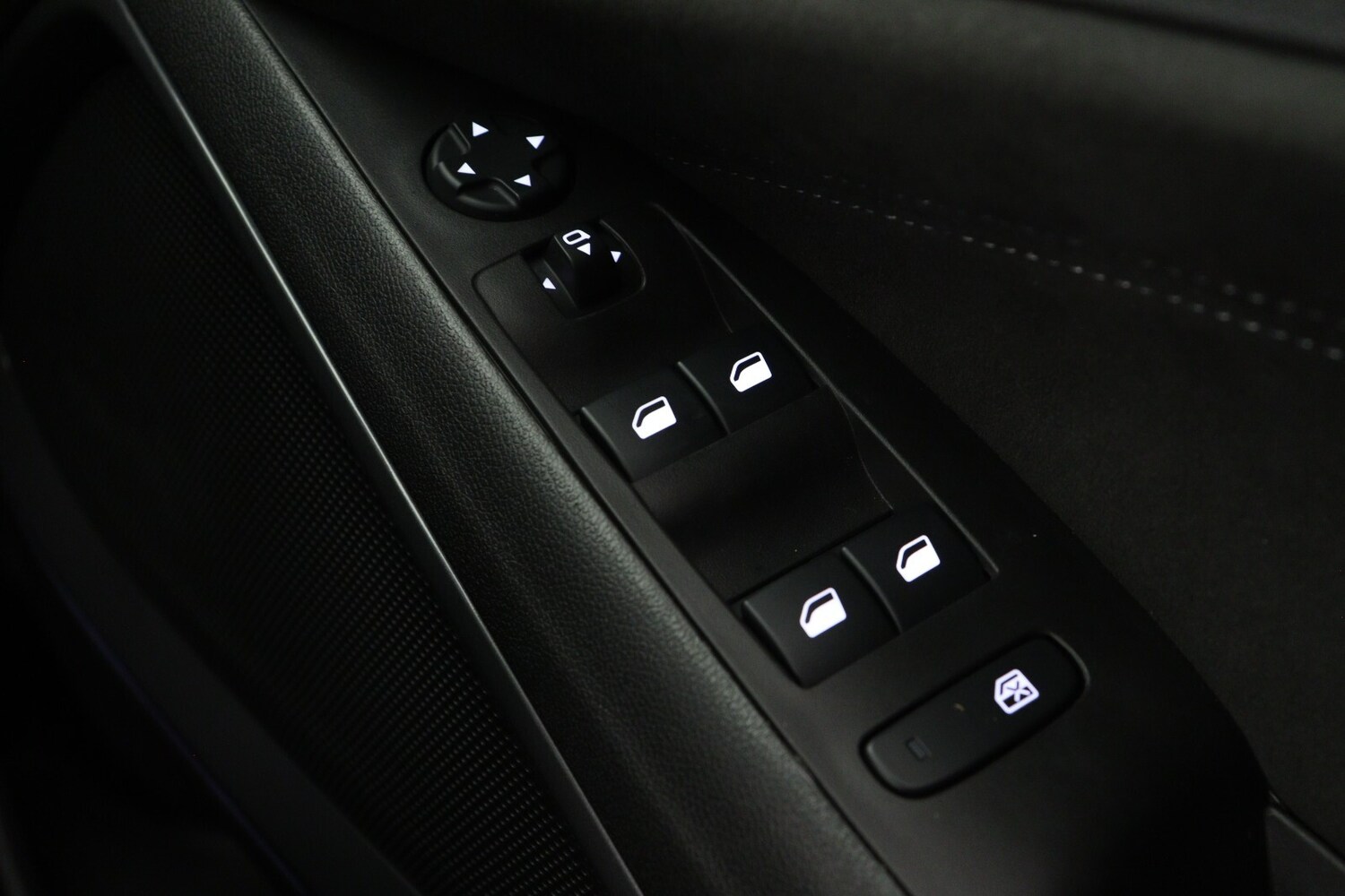 Used Vauxhall Crossland 2024 for sale - 76297640: Photo 27