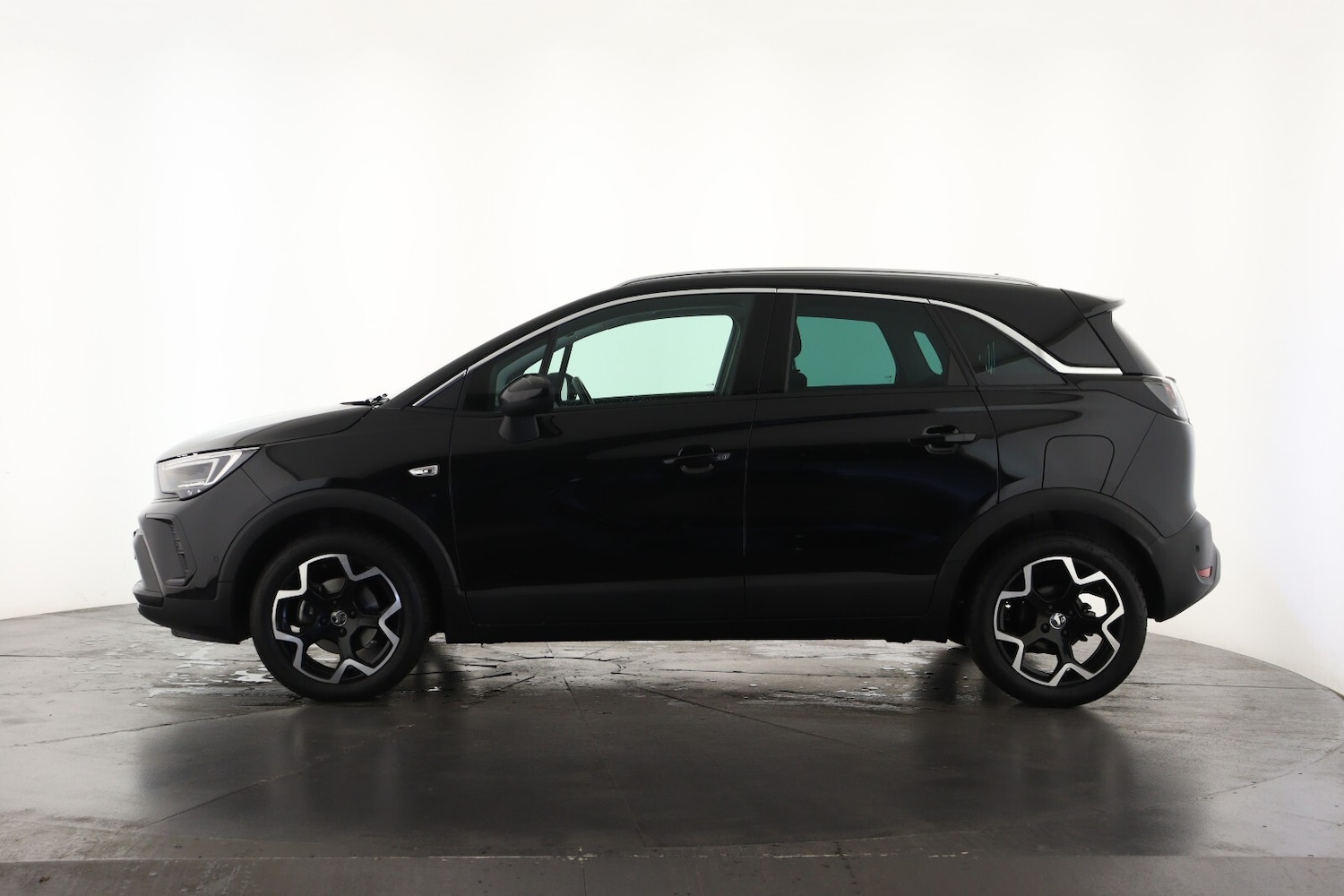 Used Vauxhall Crossland 2024 for sale - 76297640: Photo 8