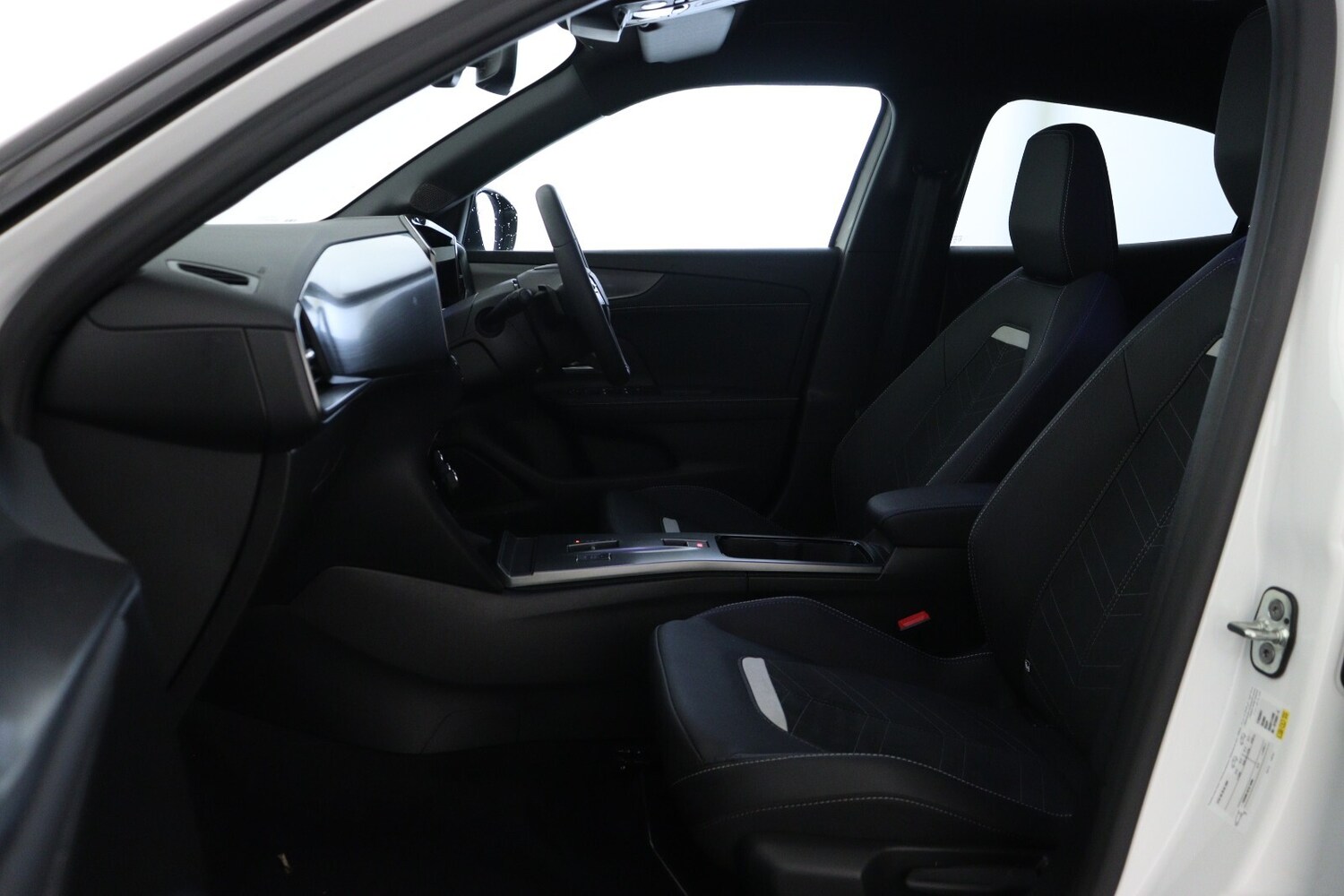 Used Vauxhall Mokka 2025 for sale - 76297305: Photo 12