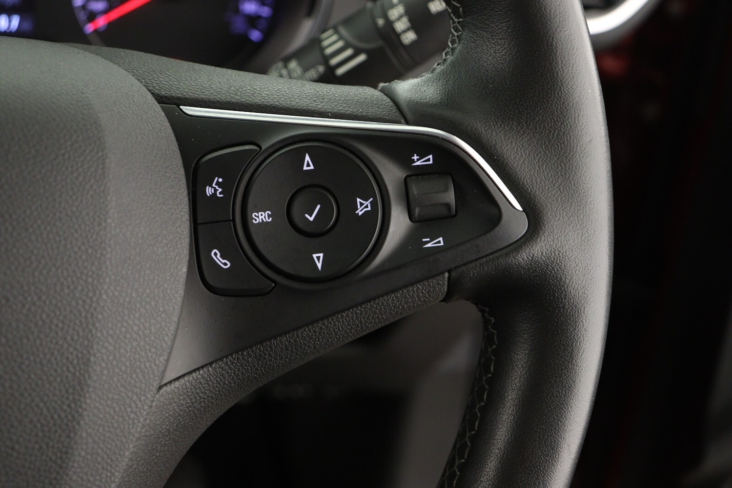 Used Vauxhall Crossland 2022 for sale - 77353669: Photo 24