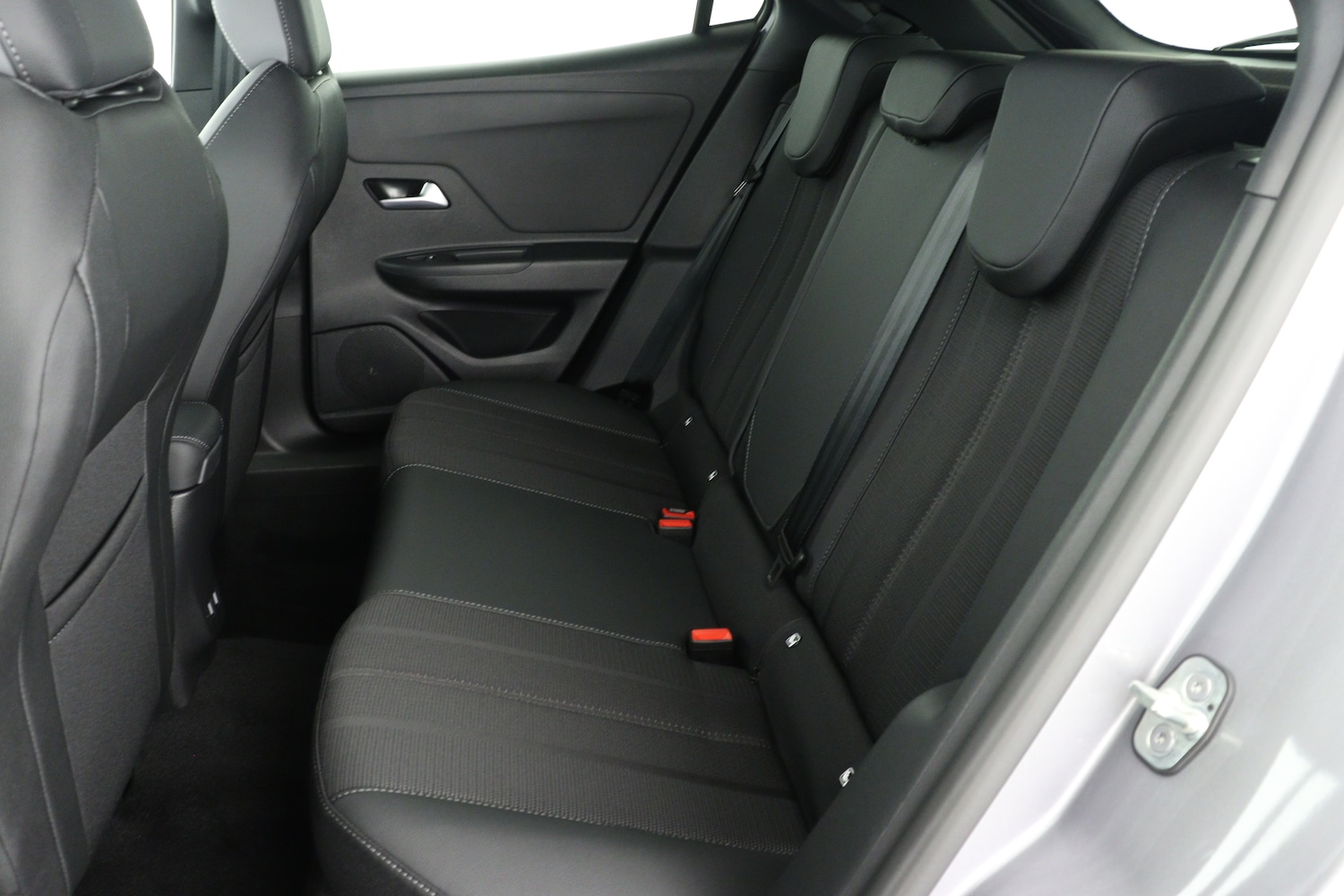 Used Vauxhall Mokka 2025 for sale - 76615471: Photo 12