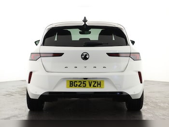 Used Vauxhall Astra 2025 for sale - 76297438: Photo