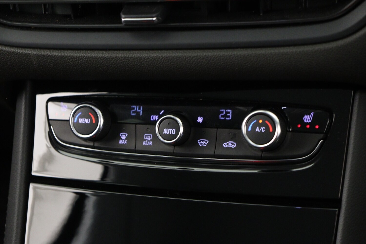 Used Vauxhall Grandland 2024 for sale - 76297620: Photo 21