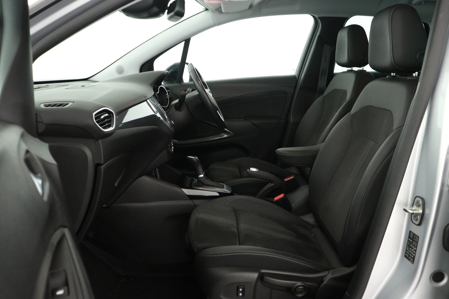 Used Vauxhall Crossland 2023 for sale - 75763867: Photo 11