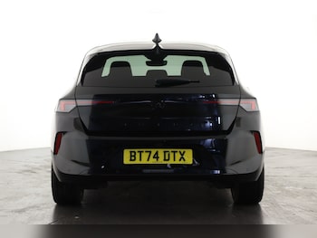 Used Vauxhall Astra 2024 for sale - 76297577: Photo