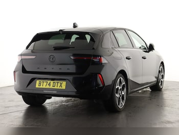 Used Vauxhall Astra 2024 for sale - 76297577: Photo