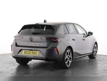 Used Vauxhall Astra 2025 for sale - 78042076: Photo