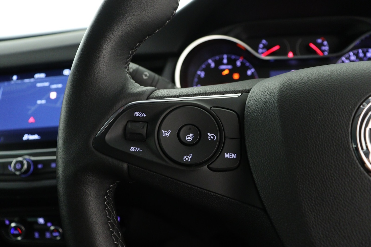 Used Vauxhall Crossland 2022 for sale - 76302475: Photo 19