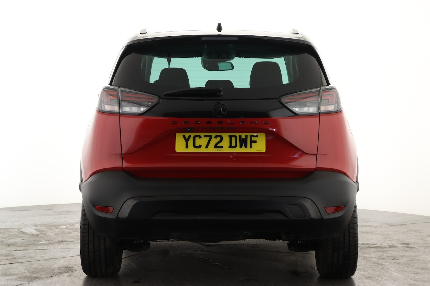 Used Vauxhall Crossland 2022 for sale - 76302475: Photo 2