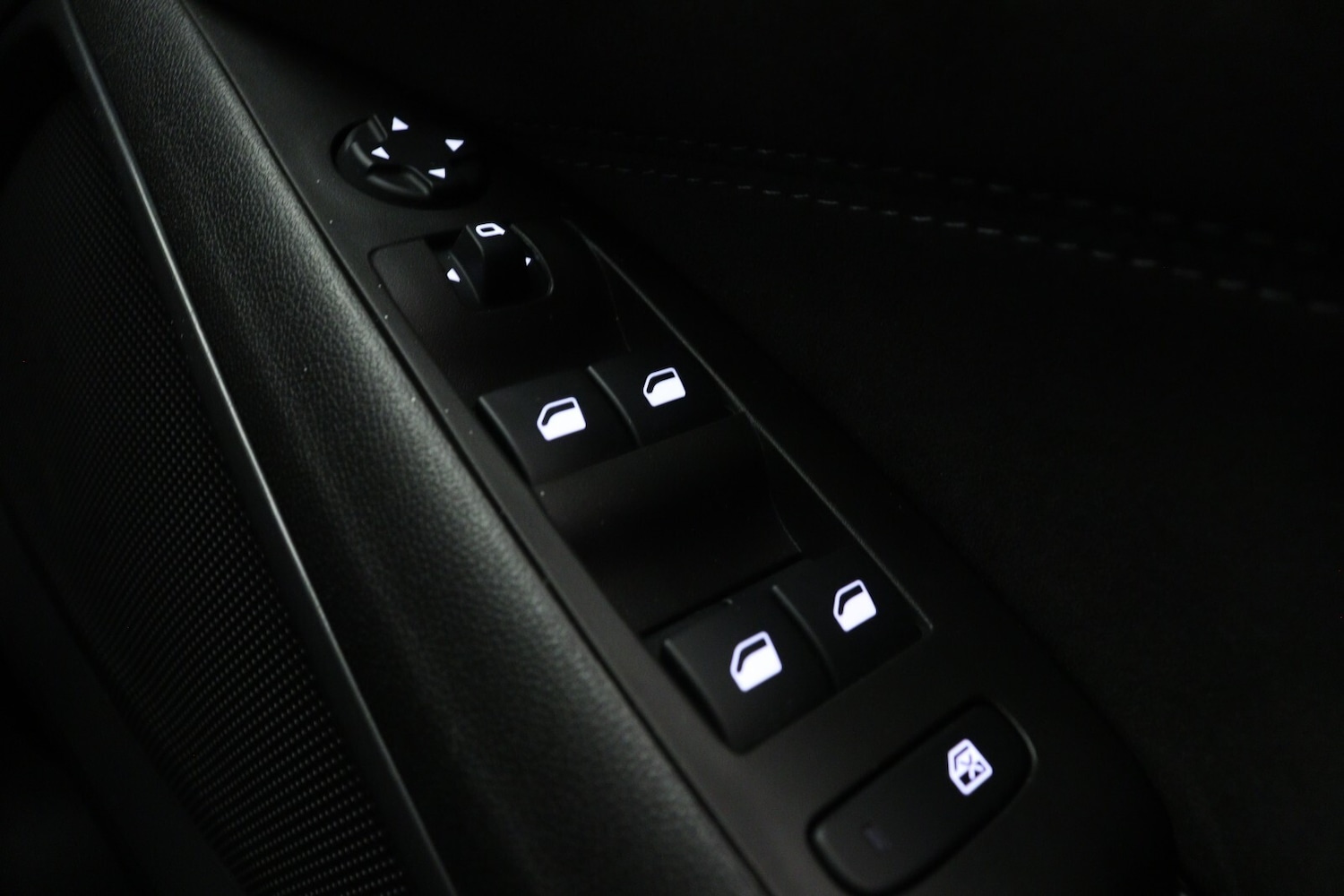 Used Vauxhall Crossland 2022 for sale - 76302475: Photo 22